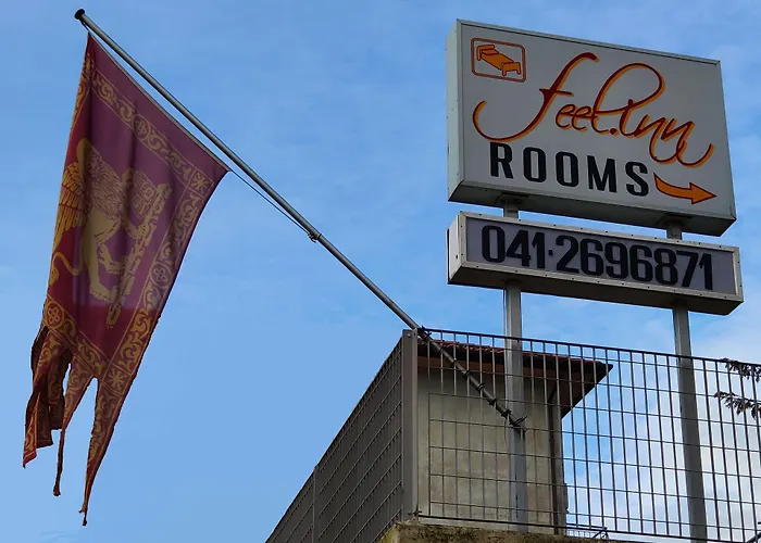 Feel Airport Casa de hóspedes