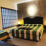 Feel Airport البندقية